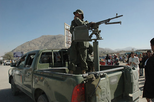 アフガン国軍のピックアップ型トラック。